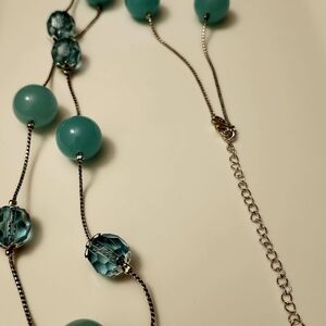 Elegant AVON Turquoise Beaded Necklace